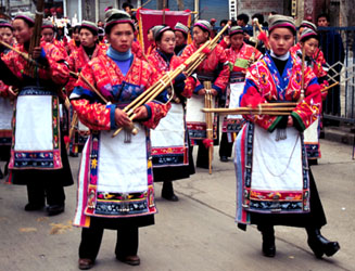 Chinese Minority Women Chinese minority Miao women