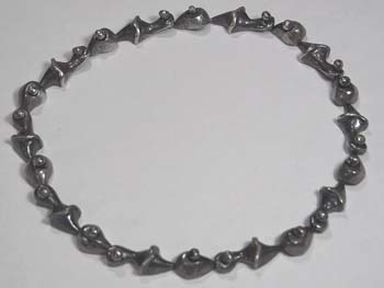 bones_necklace-01