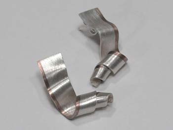 ribbon_earrings-01