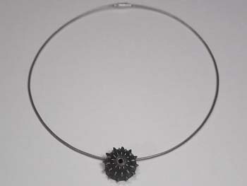 spiky_necklace1-01